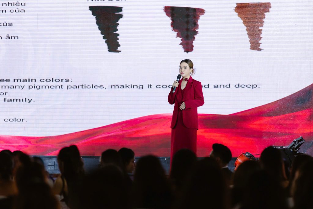 Đỗ Hương đào tạo và bài học lãnh đạo gia đình để nuôi con khỏe