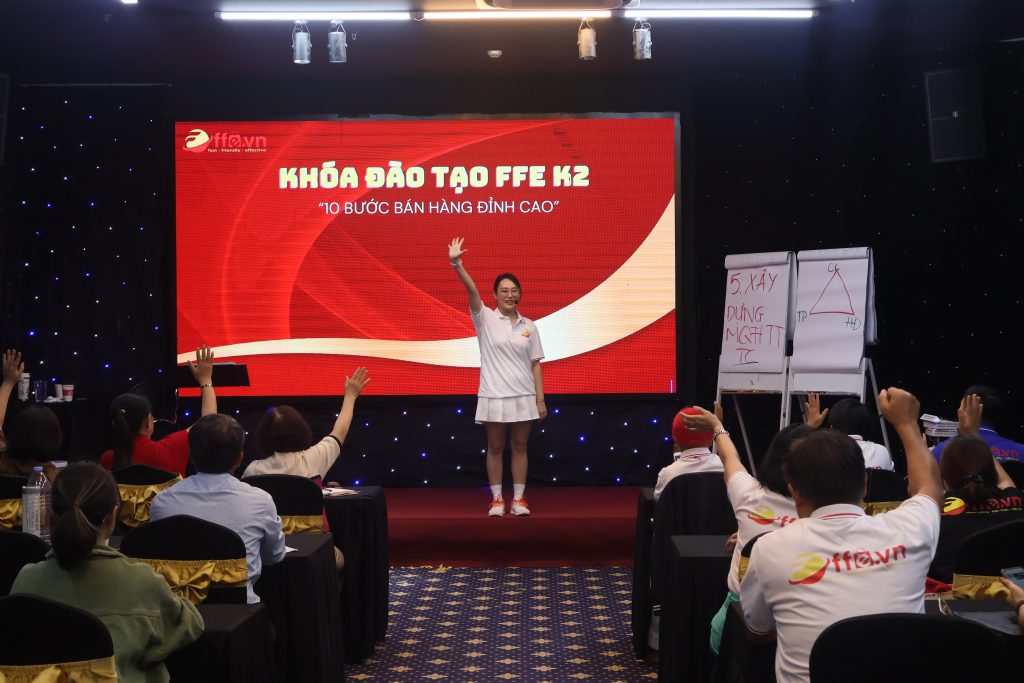 Tạ Kỳ Anh đào tạo kinh doanh và bài học kỷ luật trong nuôi con khỏe