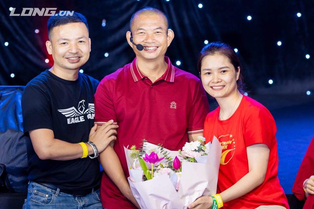 Nguyễn Quang Hòa cùng đội ngũ đào tạo trị liệu viên, chuẩn hóa tiêu chuẩn phục hồi chức năng