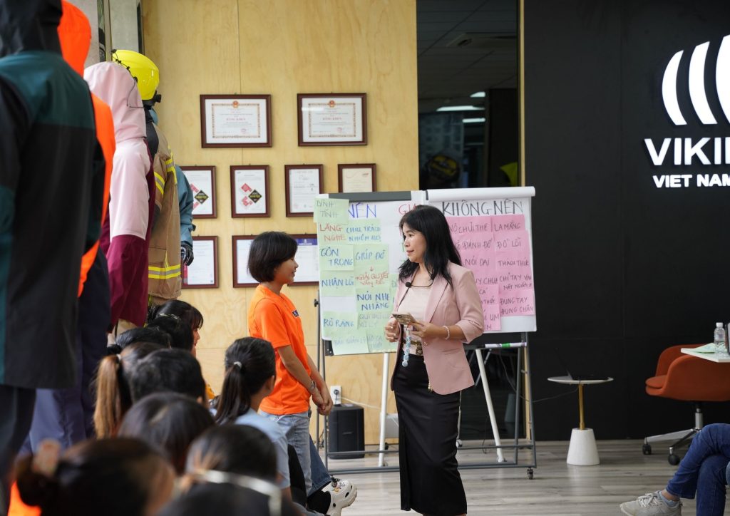 Lê Nguyên Trang Nhã coaching gắn kết đội nhóm, nâng cấp tiêu chuẩn và văn hóa doanh nghiệp